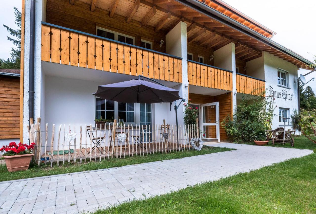 Hotel&Restaurant Grüner Baum - Die Grüne Oase Am Feldberg Exterior foto